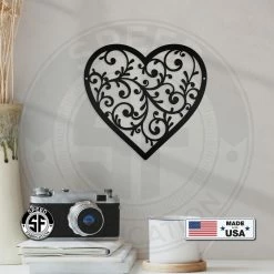 Speed Fabrication Decorative Scroll Heart Metal Sign Heart/Love Metal Signs