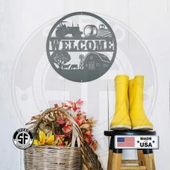 Speed Fabrication Round Farm Scene Welcome Metal Sign