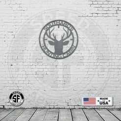 Speed Fabrication Personalized Deer Hunting Cabin Metal Sign