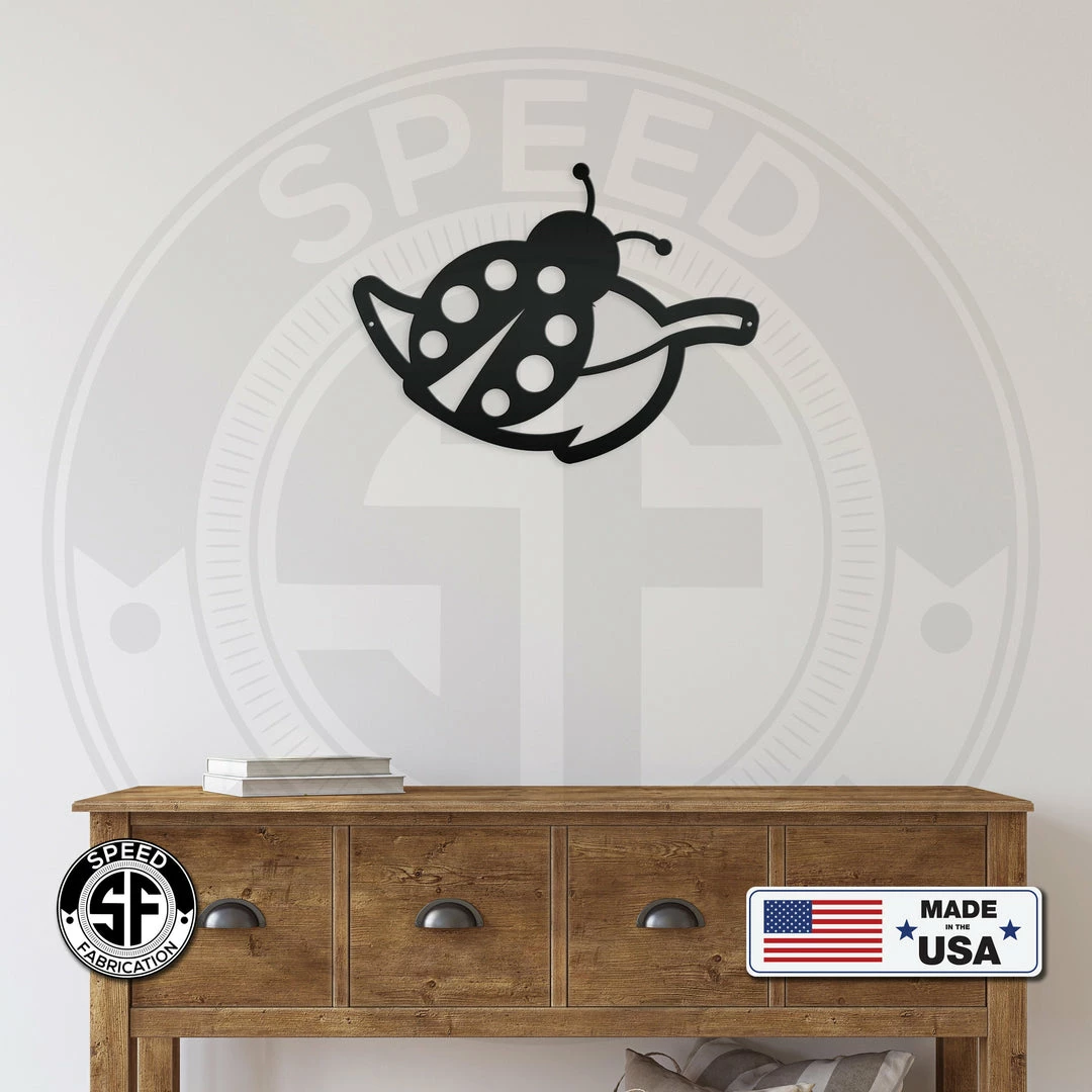 Speed Fabrication Decor Ladybug On Leaf Metal Sign
