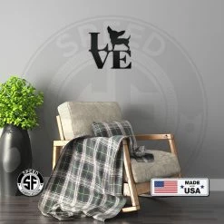 Speed Fabrication Love Chihuahua Metal Sign Home Decor & Gifts