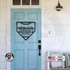 Speed Fabrication Home Decor & Gifts Welcome To Homebase Family Name Sign - Baseball Decor