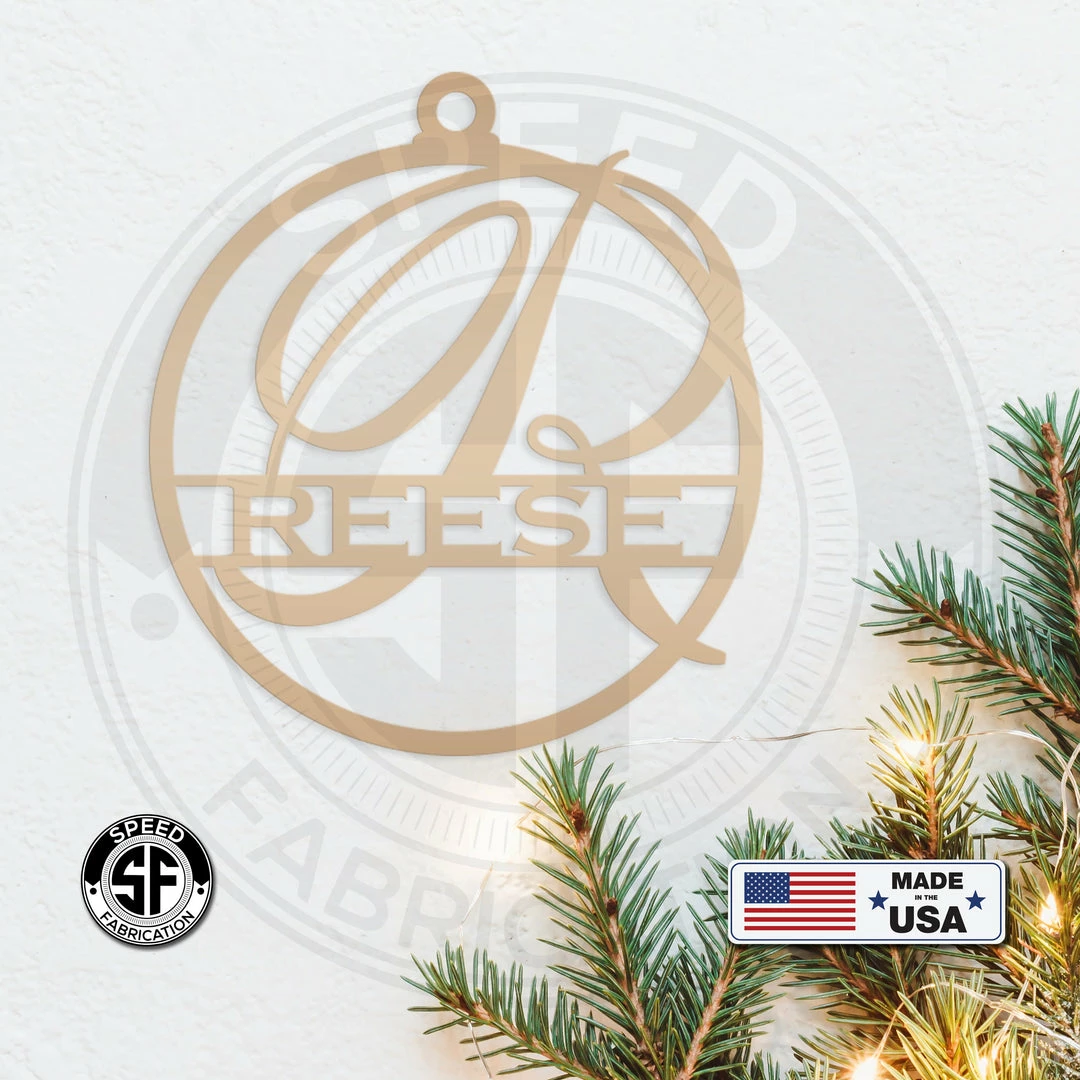 Speed Fabrication Personalized Round Monogram Metal Christmas/Holiday Ornament Christmas Metal Signs