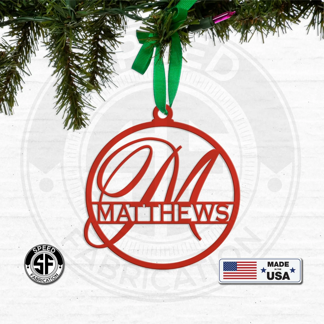 Speed Fabrication Personalized Round Monogram Metal Christmas/Holiday Ornament Christmas Metal Signs