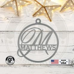 Speed Fabrication Personalized Round Monogram Metal Christmas/Holiday Ornament Christmas Metal Signs