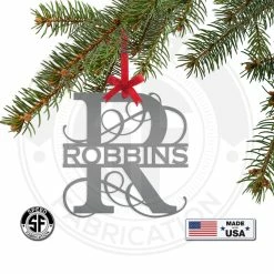 Speed Fabrication Personalized Split Scroll Monogram Metal Christmas/Holiday Ornament