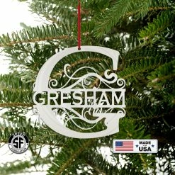 Speed Fabrication Personalized Monogram Metal Christmas/Holiday Ornament