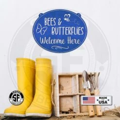 Speed Fabrication Outdoor/Lawn/Garden Bees & Butterflies Welcome Sign