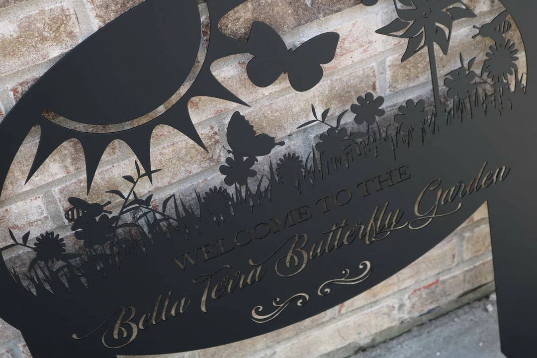 Speed Fabrication Outdoor Patio/Lawn Metal Signs Custom Flower Garden Metal Yard Stake Sign - Mother's Day Gift