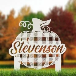 Speed Fabrication Fall/Autumn Metal Signs Custom Plaid Pumpkin Metal Yard Stake - Autumn Decor - Last Name Fall Sign