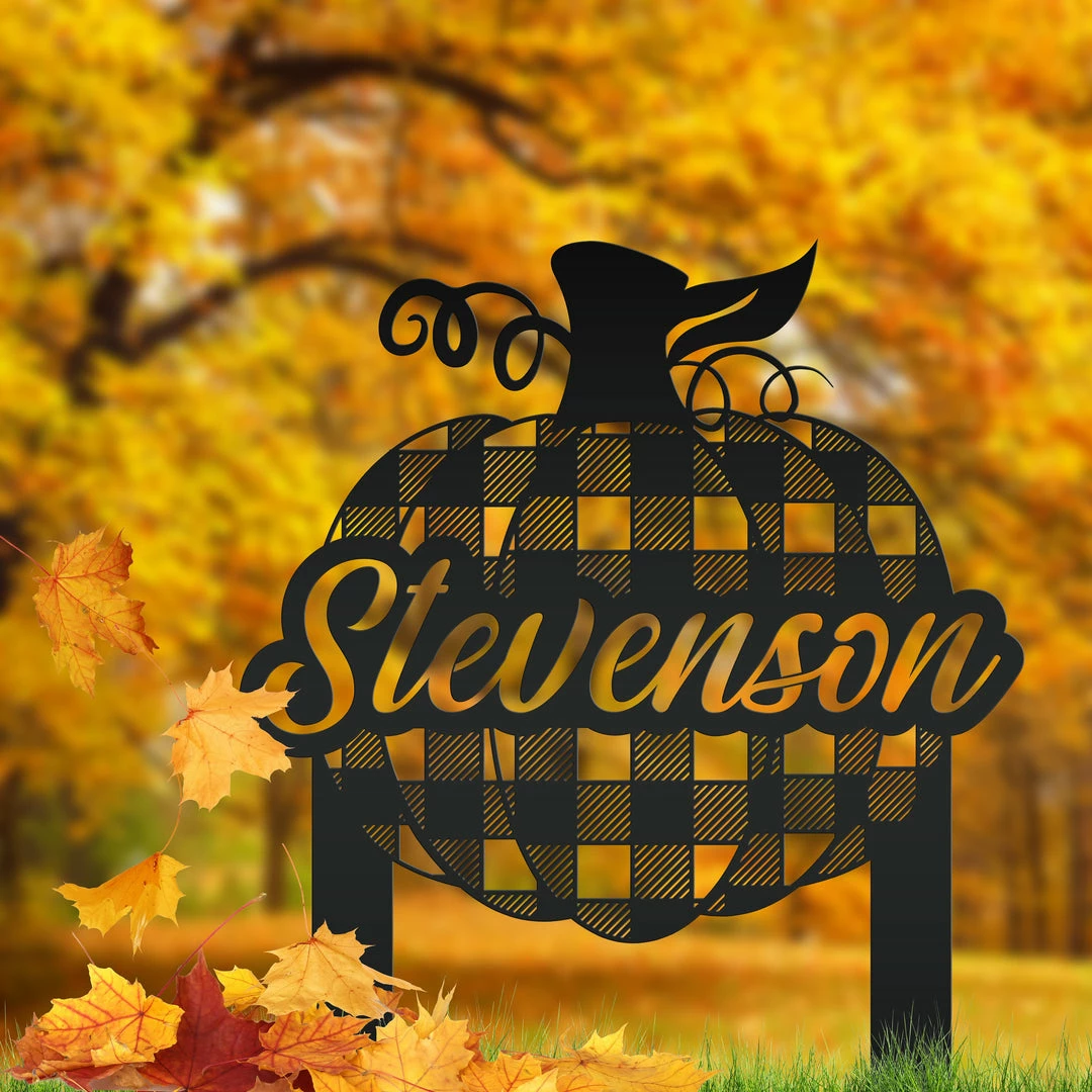 Speed Fabrication Fall/Autumn Metal Signs Custom Plaid Pumpkin Metal Yard Stake - Autumn Decor - Last Name Fall Sign