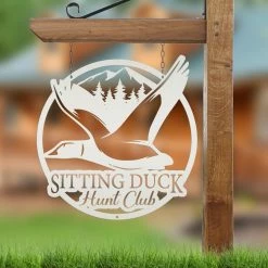 Speed Fabrication Hunting & Fishing Metal Signs Personalized Duck Hunt Club Metal Sign - Duck Hunting