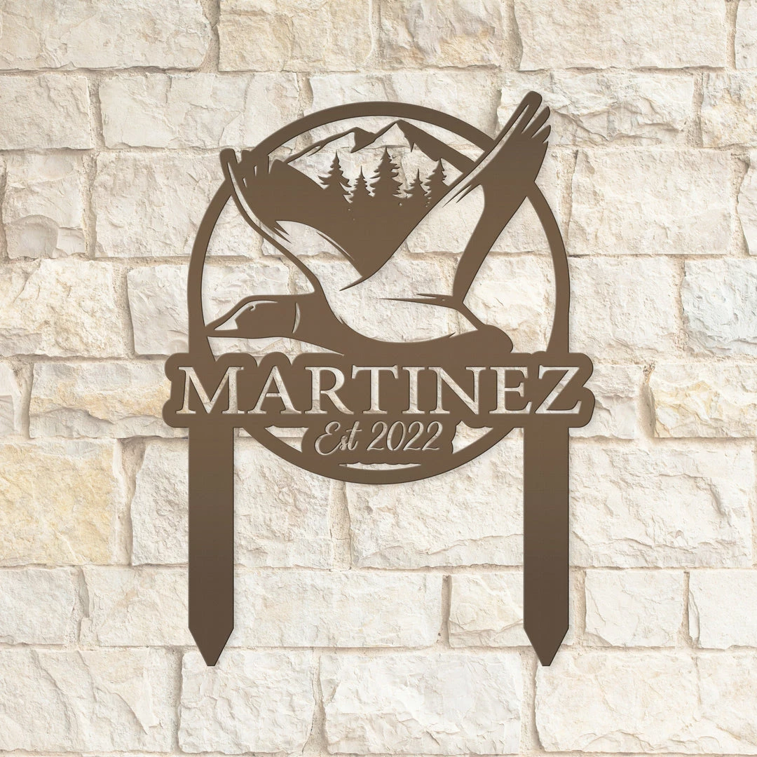 Speed Fabrication Hunting & Fishing Metal Signs Custom Duck Hunting Metal Lawn Sign - Your Name Lawn Sign
