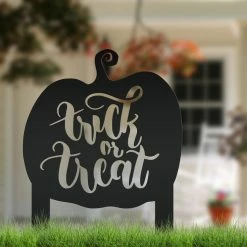 Speed Fabrication Fall/Autumn Metal Signs Trick Or Treat Metal Yard Stake - Halloween Pumpkin Decor
