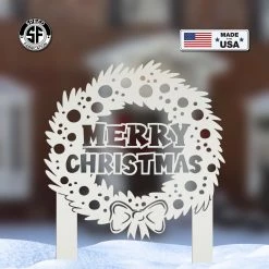 Speed Fabrication Christmas Metal Signs Metal Christmas Wreath Metal Yard Stake, Holiday Decor, Outdoor Christmas Decorations