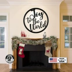 Speed Fabrication Round Joy To The World Christmas Décor Metal Sign